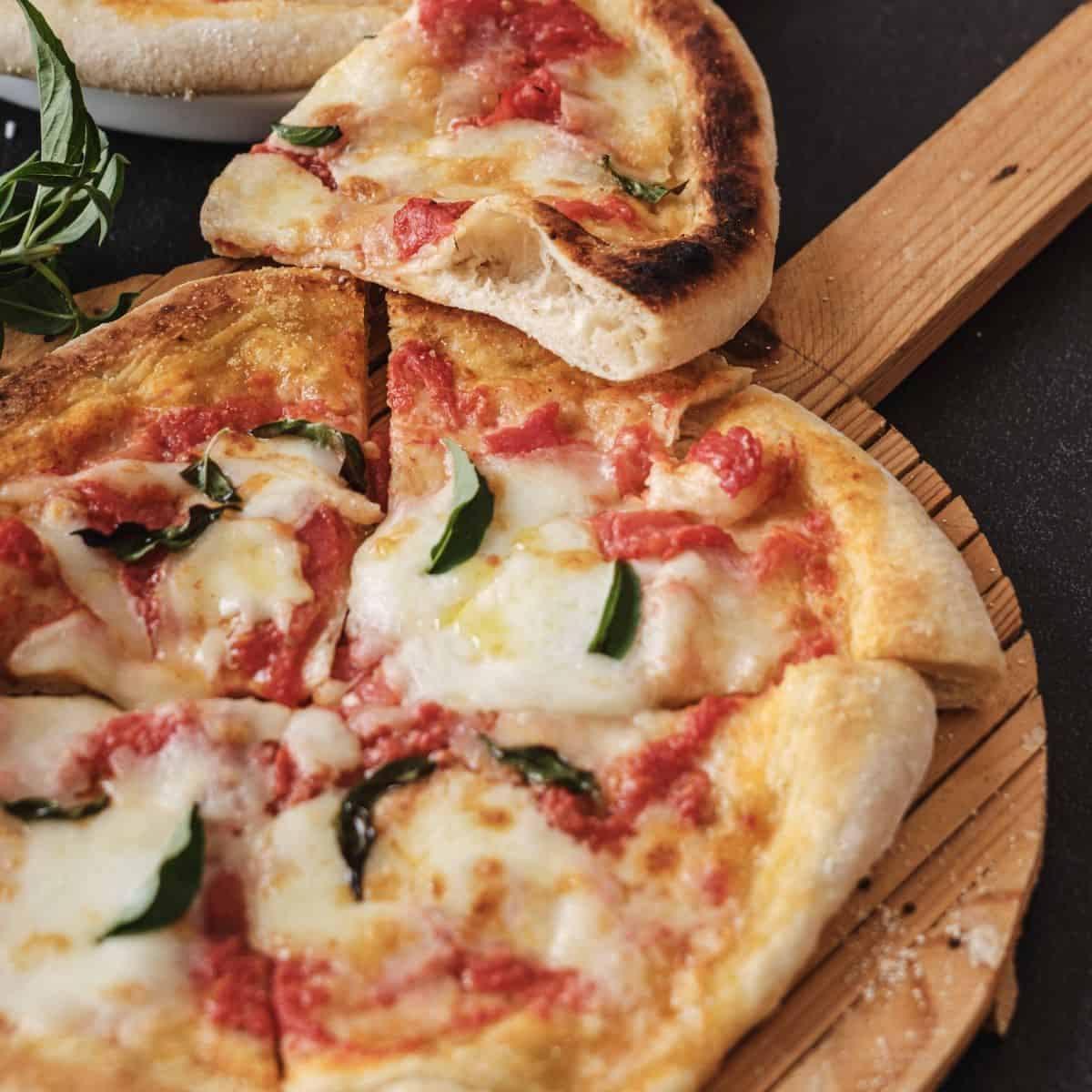 The Authentic Margherita: Key Ingredients & Crispy Crust Secrets